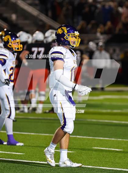 Thumbnail 1 in Argyle vs. Wylie (UIL 4A Regional Playoff) photogallery.