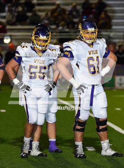 Thumbnail 3 in Argyle vs. Wylie (UIL 4A Regional Playoff) photogallery.