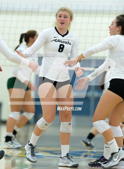 Thumbnail 3 in Archbishop Mitty vs. Sacred Heart Cathedral Preparatory (CIF CCS Playoffs) photogallery.