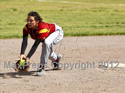 Thumbnail 2 in Golden Valley vs Mira Monte (Mira Monte Invitational) photogallery.