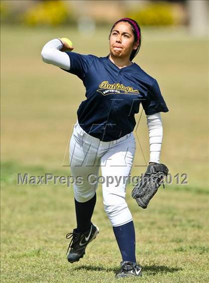 Thumbnail 3 in Golden Valley vs Mira Monte (Mira Monte Invitational) photogallery.