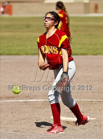 Thumbnail 1 in Golden Valley vs Mira Monte (Mira Monte Invitational) photogallery.
