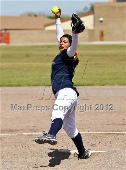 Thumbnail 3 in Golden Valley vs Mira Monte (Mira Monte Invitational) photogallery.