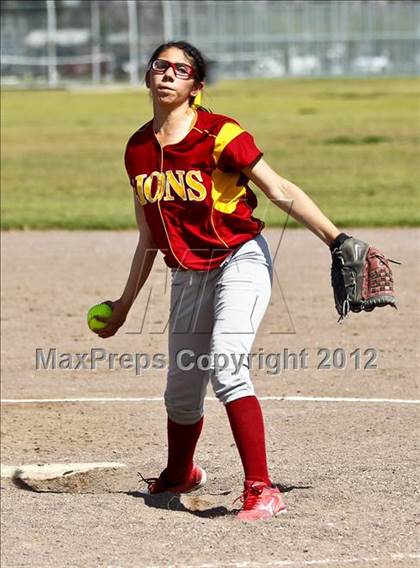 Thumbnail 2 in Golden Valley vs Mira Monte (Mira Monte Invitational) photogallery.