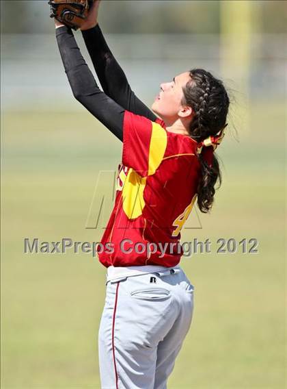 Thumbnail 2 in Golden Valley vs Mira Monte (Mira Monte Invitational) photogallery.