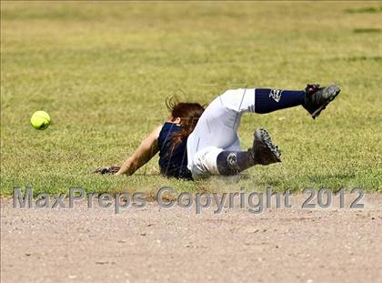 Thumbnail 2 in Golden Valley vs Mira Monte (Mira Monte Invitational) photogallery.