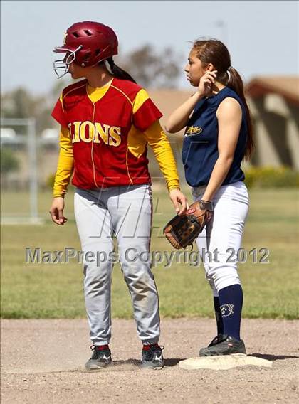 Thumbnail 3 in Golden Valley vs Mira Monte (Mira Monte Invitational) photogallery.