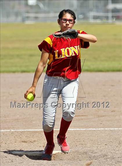 Thumbnail 1 in Golden Valley vs Mira Monte (Mira Monte Invitational) photogallery.