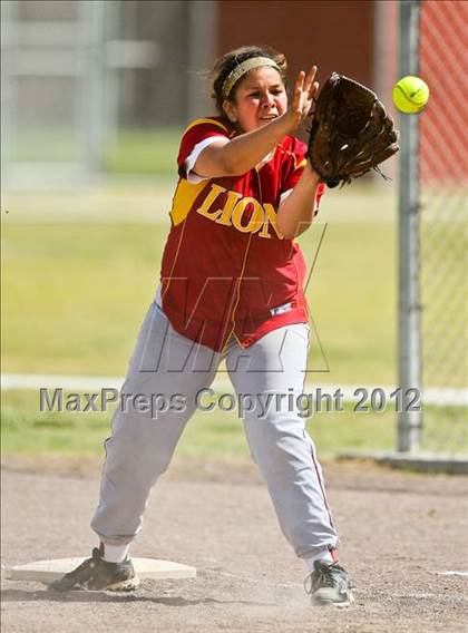Thumbnail 2 in Golden Valley vs Mira Monte (Mira Monte Invitational) photogallery.