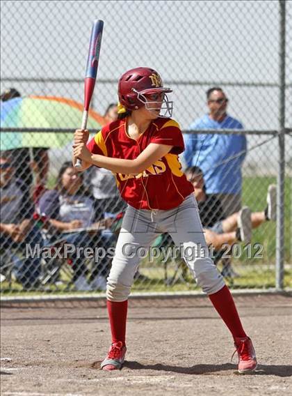 Thumbnail 3 in Golden Valley vs Mira Monte (Mira Monte Invitational) photogallery.