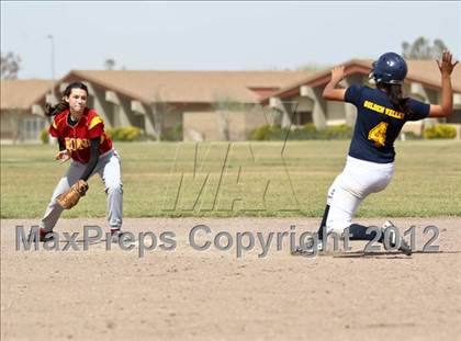 Thumbnail 3 in Golden Valley vs Mira Monte (Mira Monte Invitational) photogallery.
