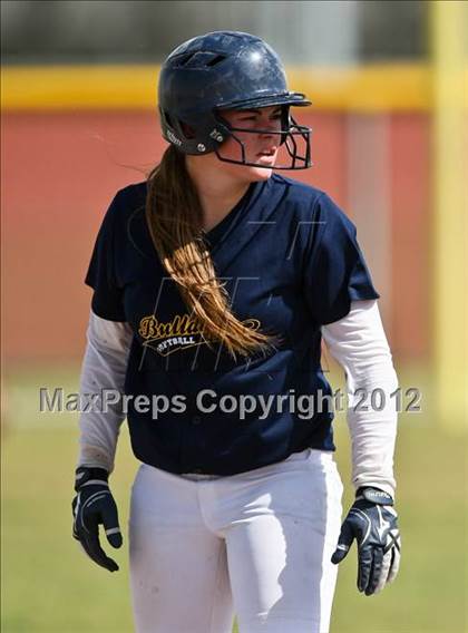 Thumbnail 2 in Golden Valley vs Mira Monte (Mira Monte Invitational) photogallery.