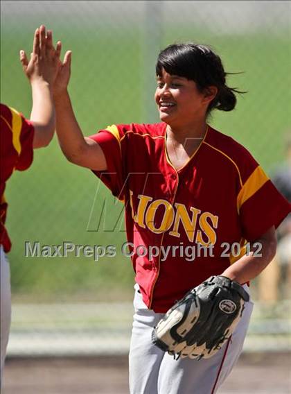 Thumbnail 2 in Golden Valley vs Mira Monte (Mira Monte Invitational) photogallery.