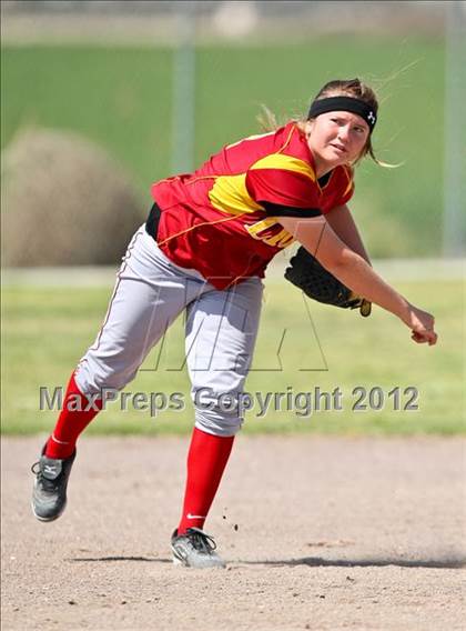 Thumbnail 1 in Golden Valley vs Mira Monte (Mira Monte Invitational) photogallery.