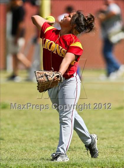 Thumbnail 2 in Golden Valley vs Mira Monte (Mira Monte Invitational) photogallery.