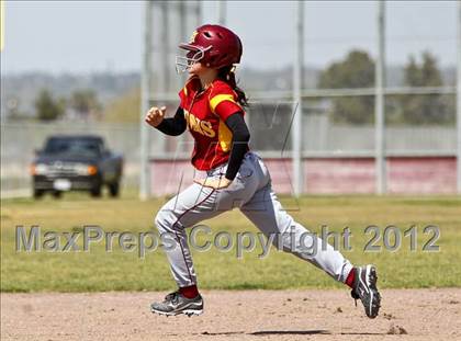 Thumbnail 3 in Golden Valley vs Mira Monte (Mira Monte Invitational) photogallery.