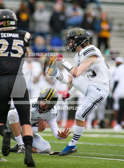 Thumbnail 1 in Bishop McDevitt vs. Southern Columbia Area (PIAA 2A Semifinal Playoff) photogallery.