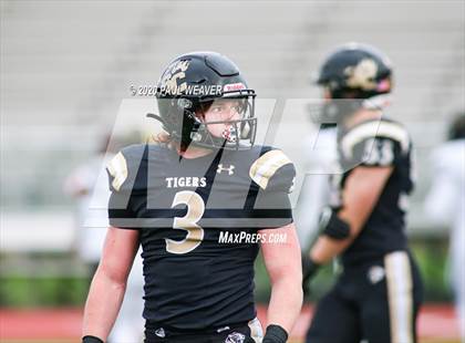 Thumbnail 3 in Bishop McDevitt vs. Southern Columbia Area (PIAA 2A Semifinal Playoff) photogallery.