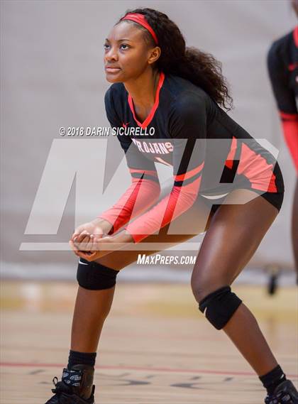 Thumbnail 3 in Faith Lutheran vs. Lee County (NIKE Tournament of Champions) photogallery.