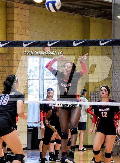 Thumbnail 3 in Faith Lutheran vs. Lee County (NIKE Tournament of Champions) photogallery.