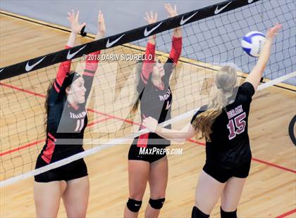 Thumbnail 2 in Faith Lutheran vs. Lee County (NIKE Tournament of Champions) photogallery.