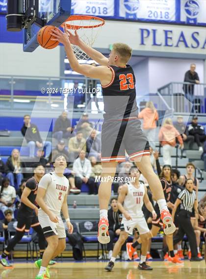 Thumbnail 1 in Veritas Academy vs. Wasatch Academy (5 for the Fight National Hoopfest) photogallery.
