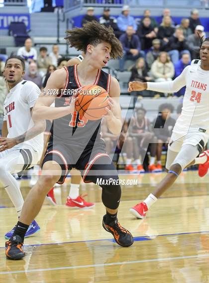 Thumbnail 3 in Veritas Academy vs. Wasatch Academy (5 for the Fight National Hoopfest) photogallery.