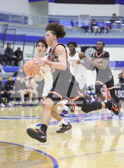 Thumbnail 1 in Veritas Academy vs. Wasatch Academy (5 for the Fight National Hoopfest) photogallery.