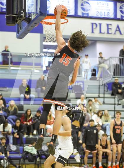 Thumbnail 2 in Veritas Academy vs. Wasatch Academy (5 for the Fight National Hoopfest) photogallery.