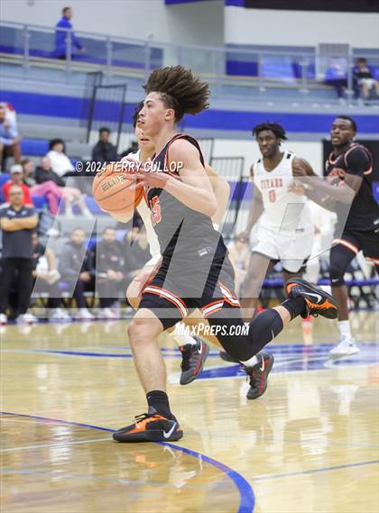 Thumbnail 2 in Veritas Academy vs. Wasatch Academy (5 for the Fight National Hoopfest) photogallery.