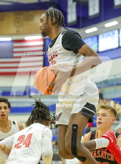 Thumbnail 3 in Veritas Academy vs. Wasatch Academy (5 for the Fight National Hoopfest) photogallery.