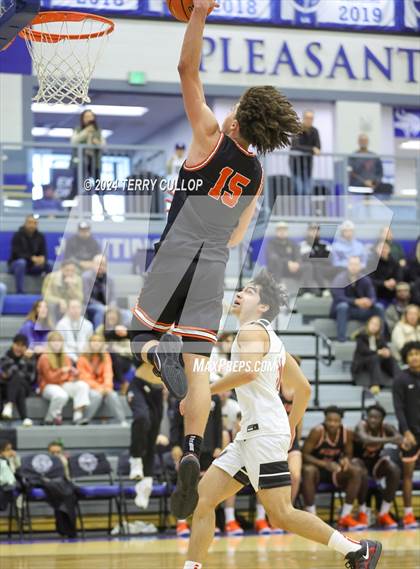 Thumbnail 3 in Veritas Academy vs. Wasatch Academy (5 for the Fight National Hoopfest) photogallery.