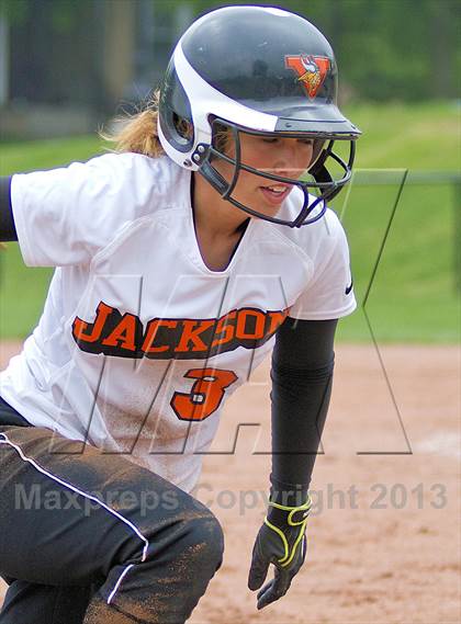 Thumbnail 2 in Jackson vs Western photogallery.