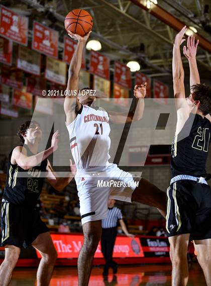 Thumbnail 3 in Capistrano Valley vs. Centennial (Mater Dei Extravaganza) photogallery.