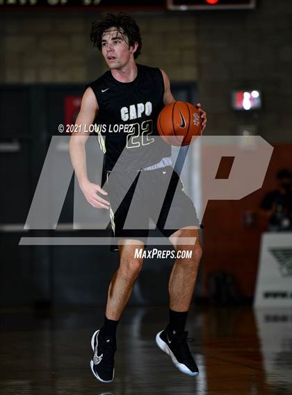 Thumbnail 1 in Capistrano Valley vs. Centennial (Mater Dei Extravaganza) photogallery.