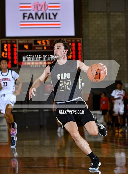 Thumbnail 1 in Capistrano Valley vs. Centennial (Mater Dei Extravaganza) photogallery.