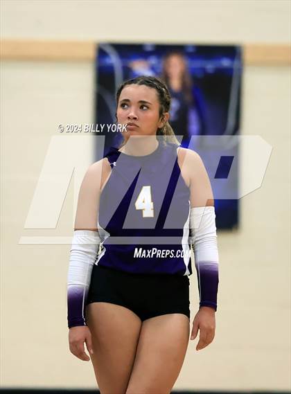 Thumbnail 3 in West Rusk vs Edgewood photogallery.