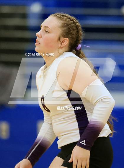 Thumbnail 3 in West Rusk vs Edgewood photogallery.