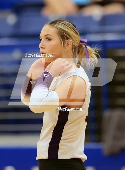 Thumbnail 3 in West Rusk vs Edgewood photogallery.