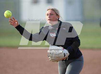 Thumbnail 1 in Westfall @ Circleville photogallery.