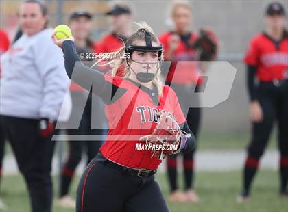 Thumbnail 1 in Westfall @ Circleville photogallery.