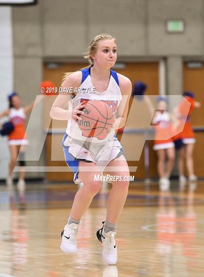 Thumbnail 2 in Timpview vs. Wasatch (UHSAA 5A First Round) photogallery.