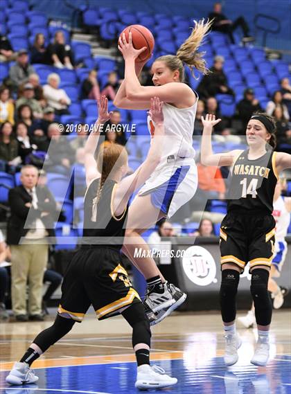 Thumbnail 3 in Timpview vs. Wasatch (UHSAA 5A First Round) photogallery.
