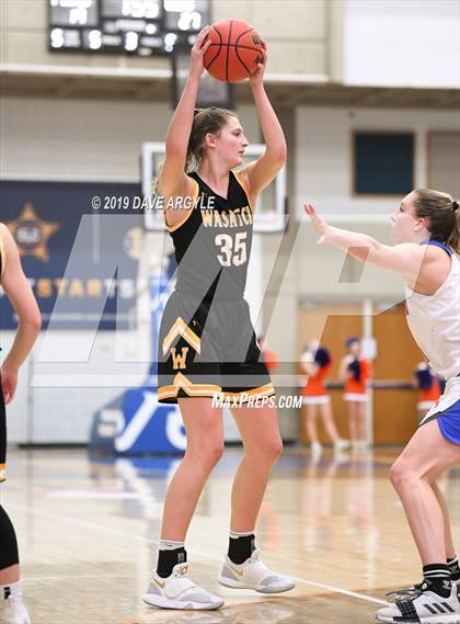 Thumbnail 3 in Timpview vs. Wasatch (UHSAA 5A First Round) photogallery.