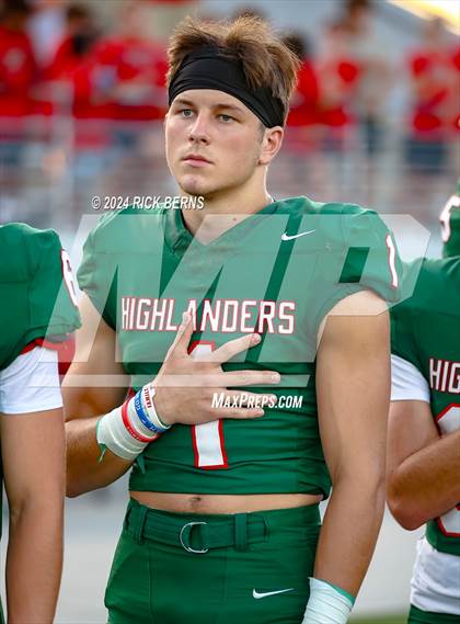 Thumbnail 3 in The Woodlands vs Willis photogallery.
