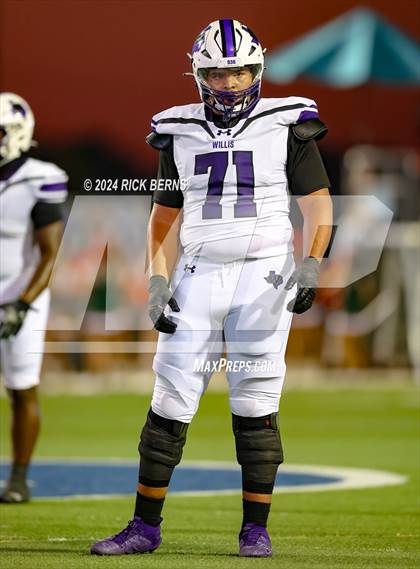 Thumbnail 1 in The Woodlands vs Willis photogallery.
