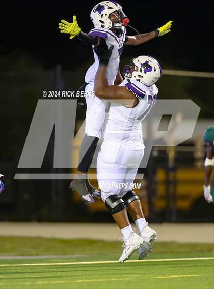 Thumbnail 1 in The Woodlands vs Willis photogallery.