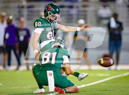 Thumbnail 3 in The Woodlands vs Willis photogallery.