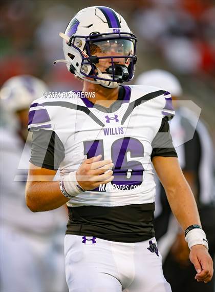 Thumbnail 2 in The Woodlands vs Willis photogallery.