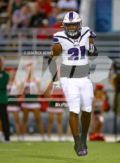 Thumbnail 2 in The Woodlands vs Willis photogallery.